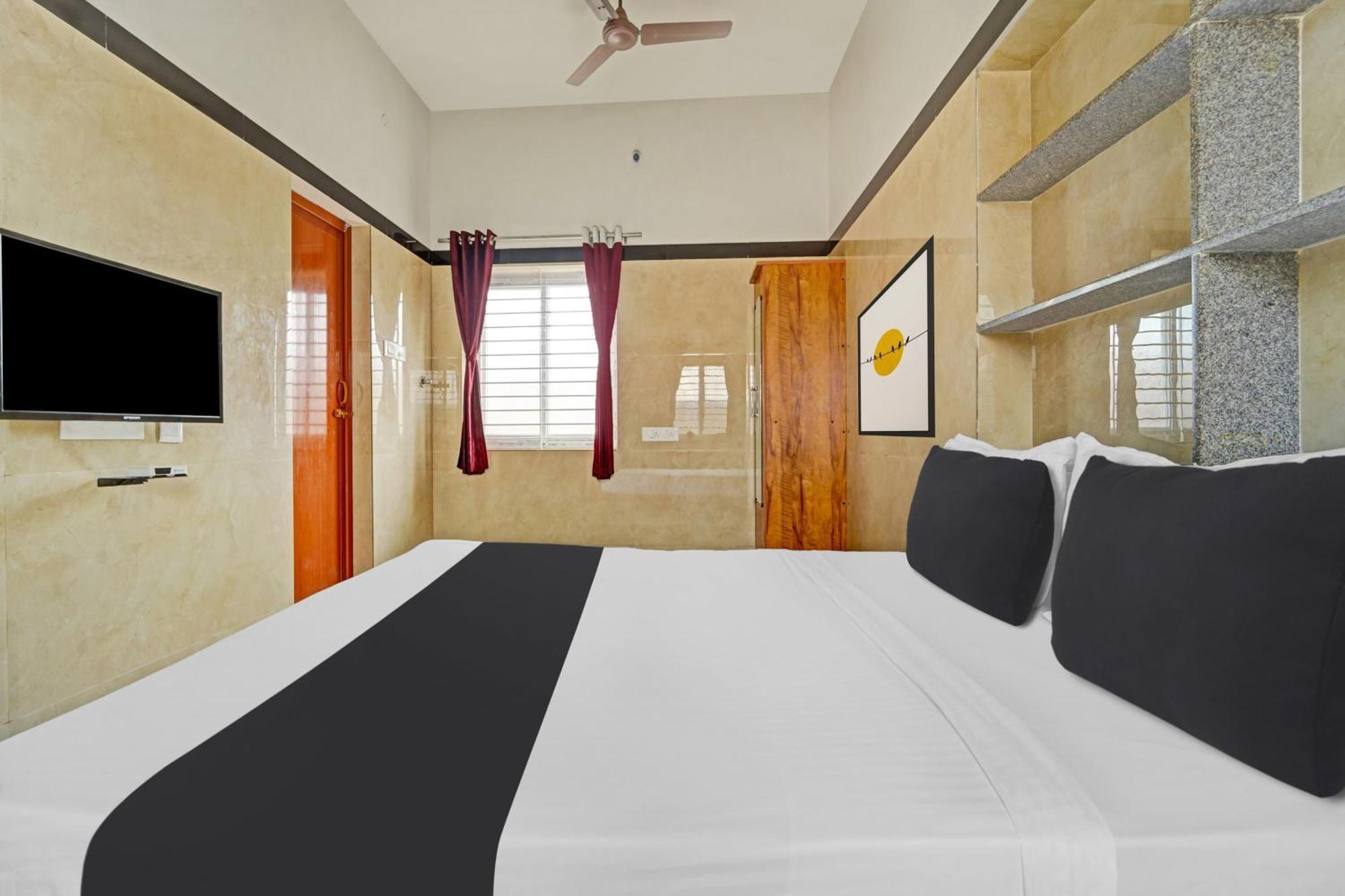 Super Hotel O Jaganath Nagar Near Hopes College Pilamedu Exterior foto