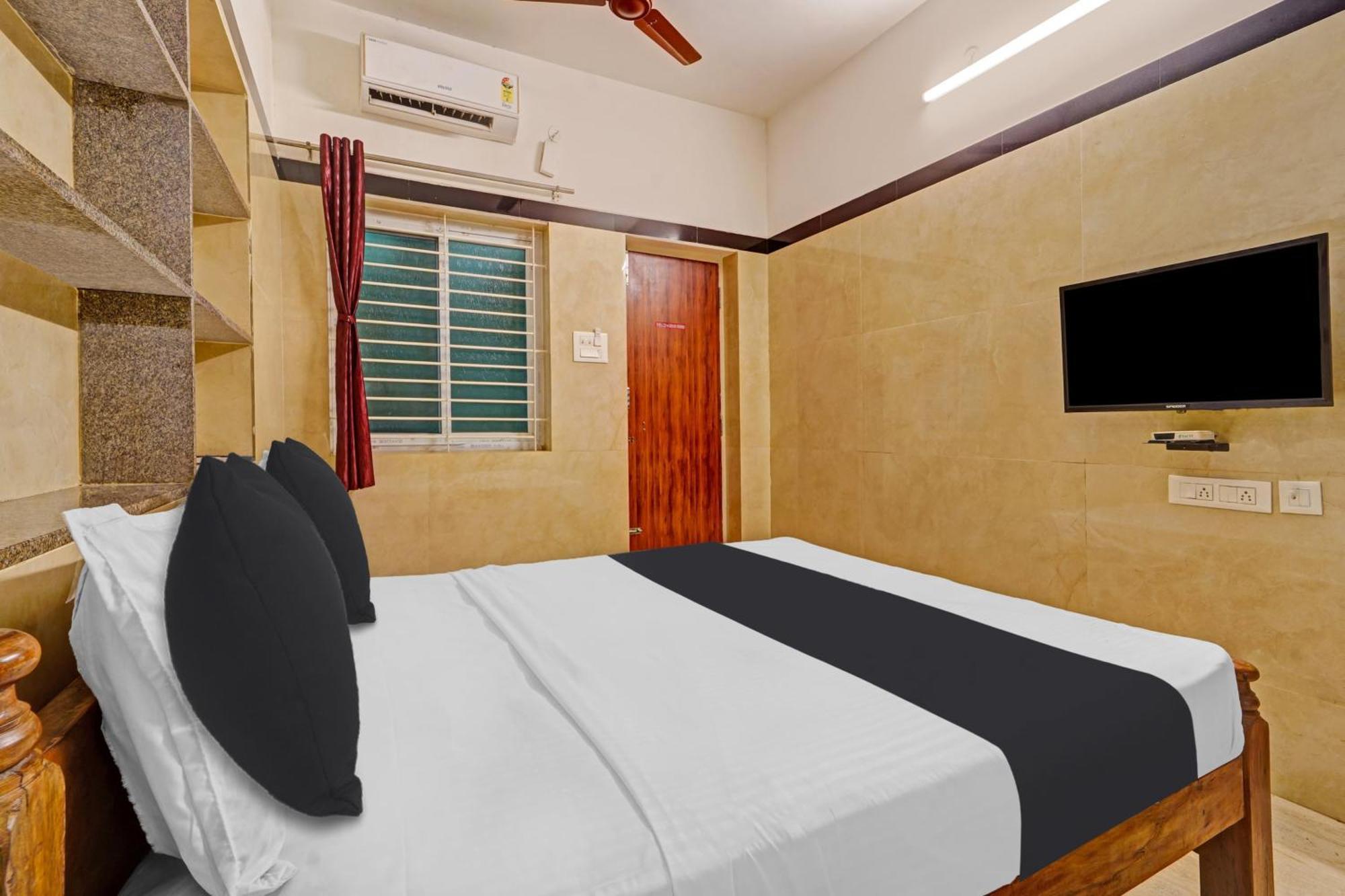 Super Hotel O Jaganath Nagar Near Hopes College Pilamedu Exterior foto